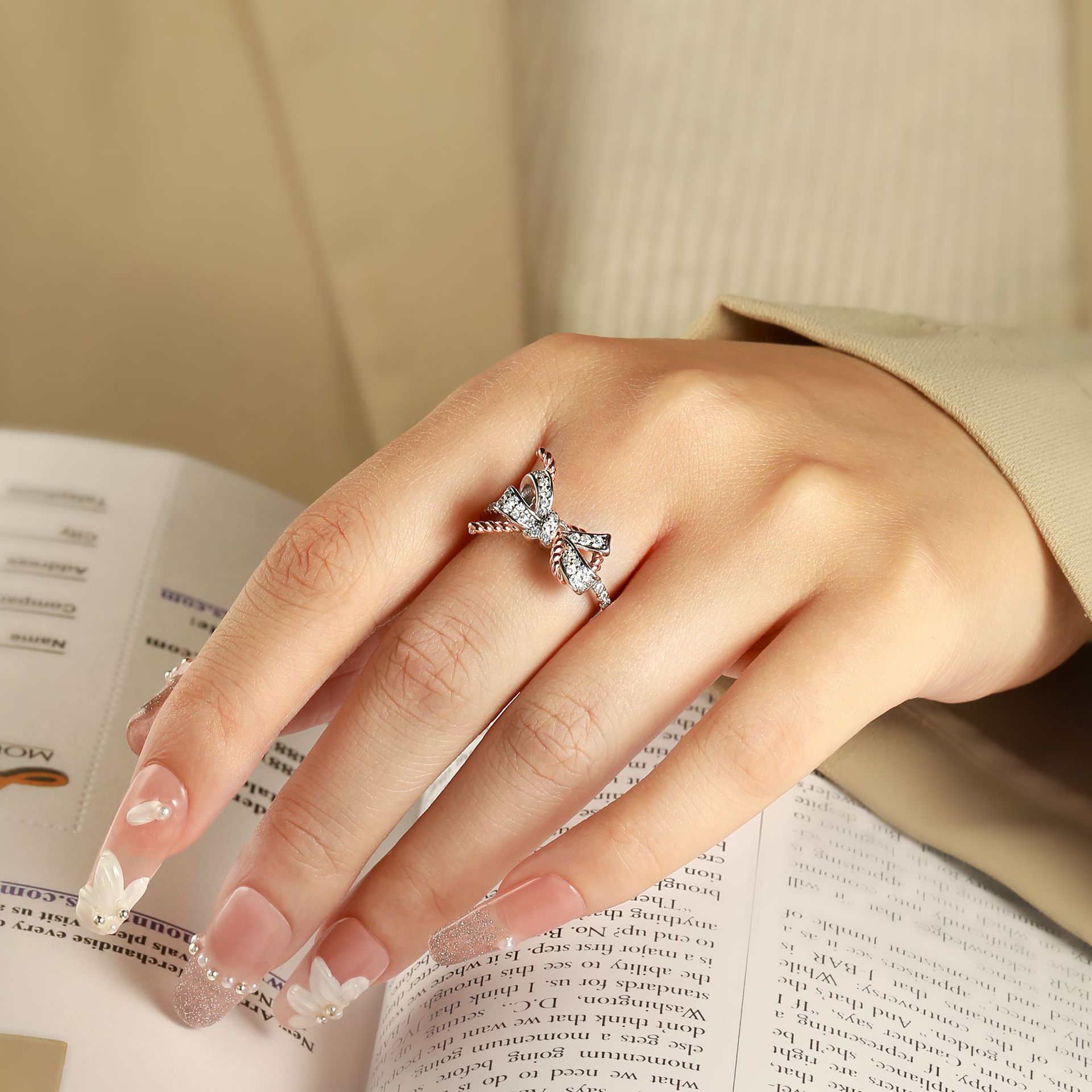 S925 sterling silver zircon bow ring women's high-end sense big brand same twist women's ring European and American wedding rings - Image 2