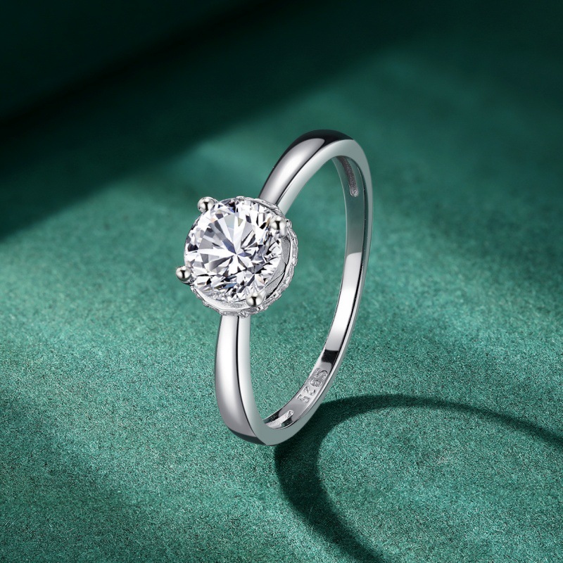 S925 Sterling Silver Four-Prong Zircon Ring for Women - Image 2