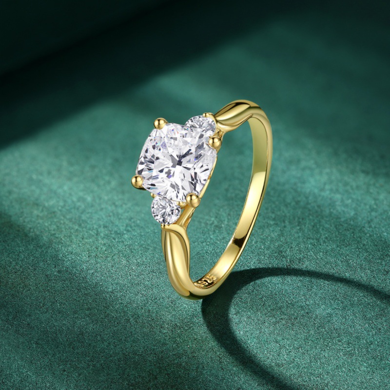 S925 sterling silver round iced cut zirconia gold-plated ring - Image 3