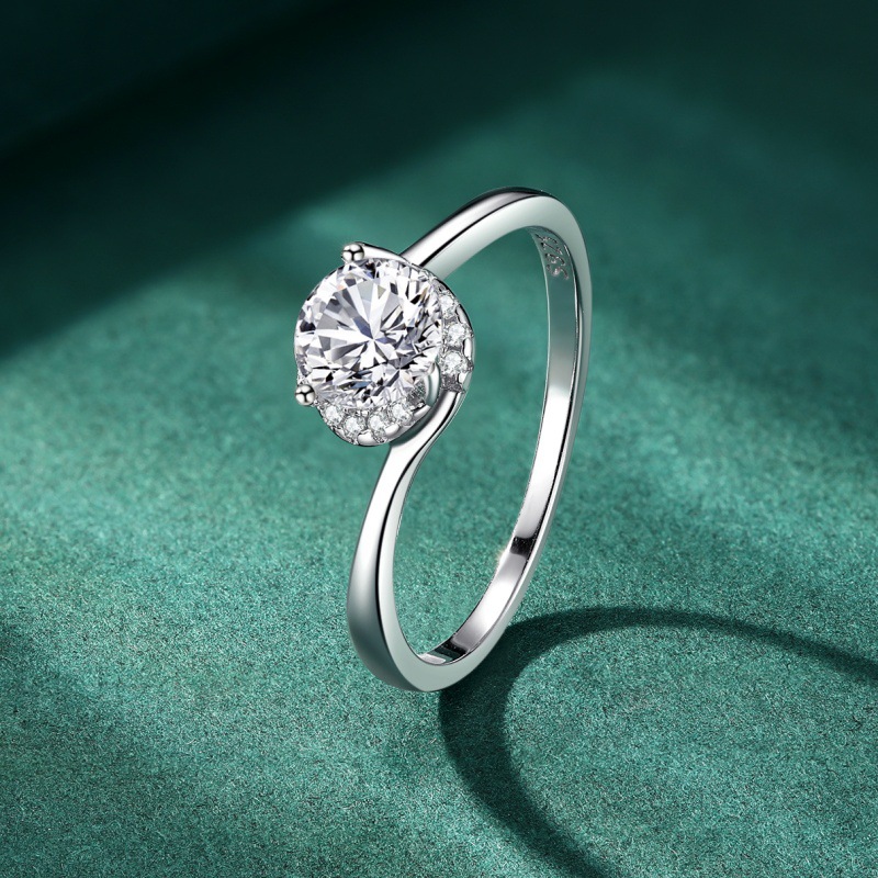 S925 Sterling Silver Zircon Ring Three Prongs Diamond Ring for Women - Image 2