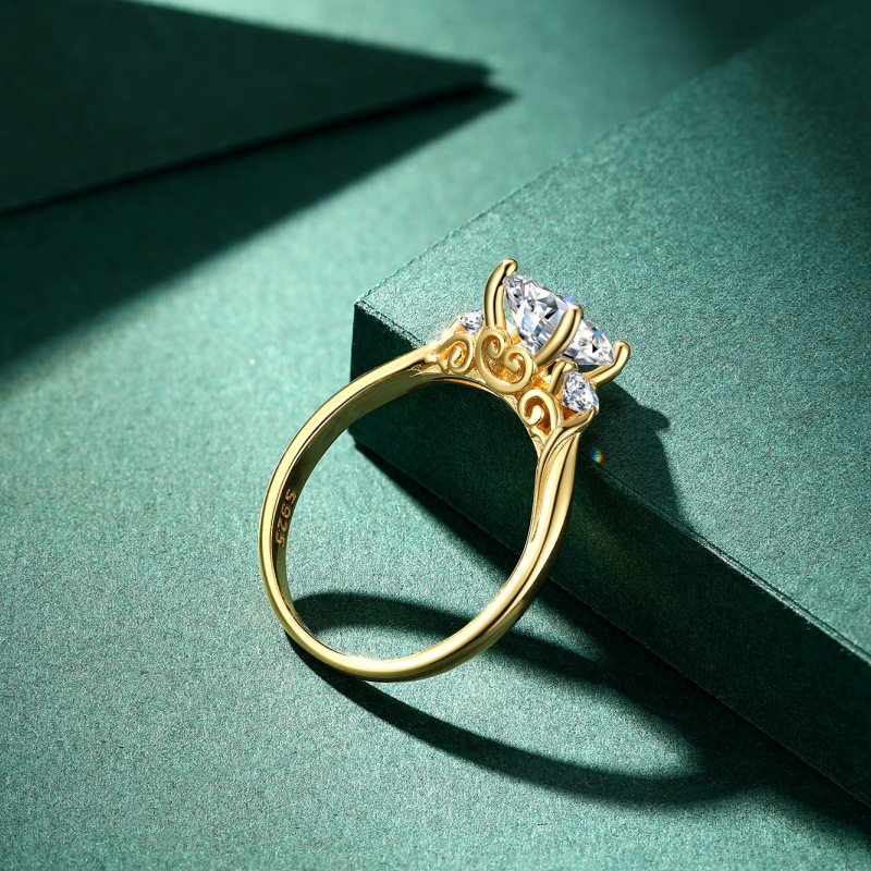 S925 sterling silver round iced cut zirconia gold-plated ring - Image 2