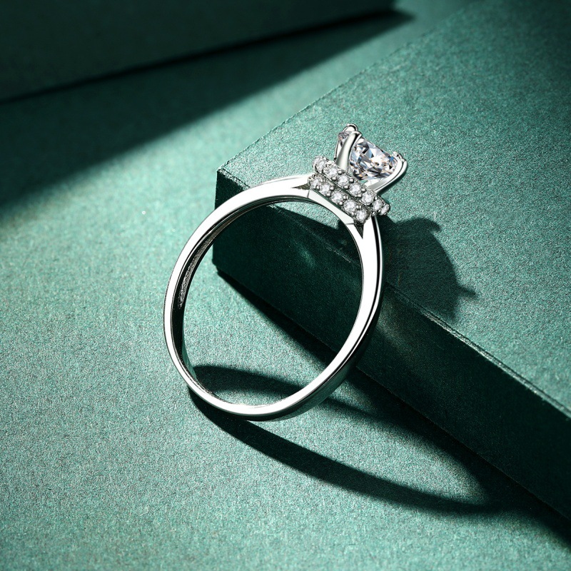 S925 Sterling Silver Round Zircon Four-Prong Ring for Women - Image 3