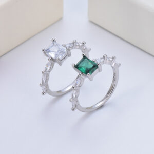 S925 sterling silver four-claw rectangular diamond crystal green zircon ring