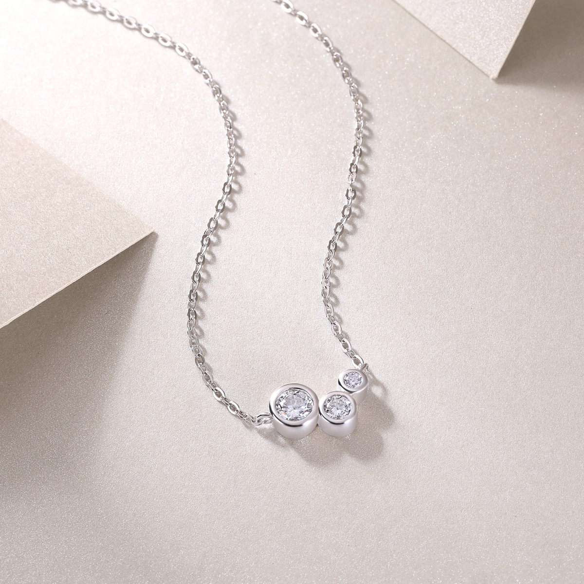 Exquisite Women's Necklace S925 Silver Round Moissanite Cut Diamond Bubble Necklace - Image 3
