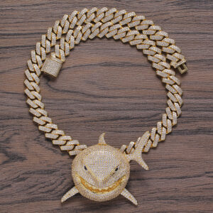 Hip Hop copper inlaid zircon Cuban necklace shark shape pendant diamond Cuban chain