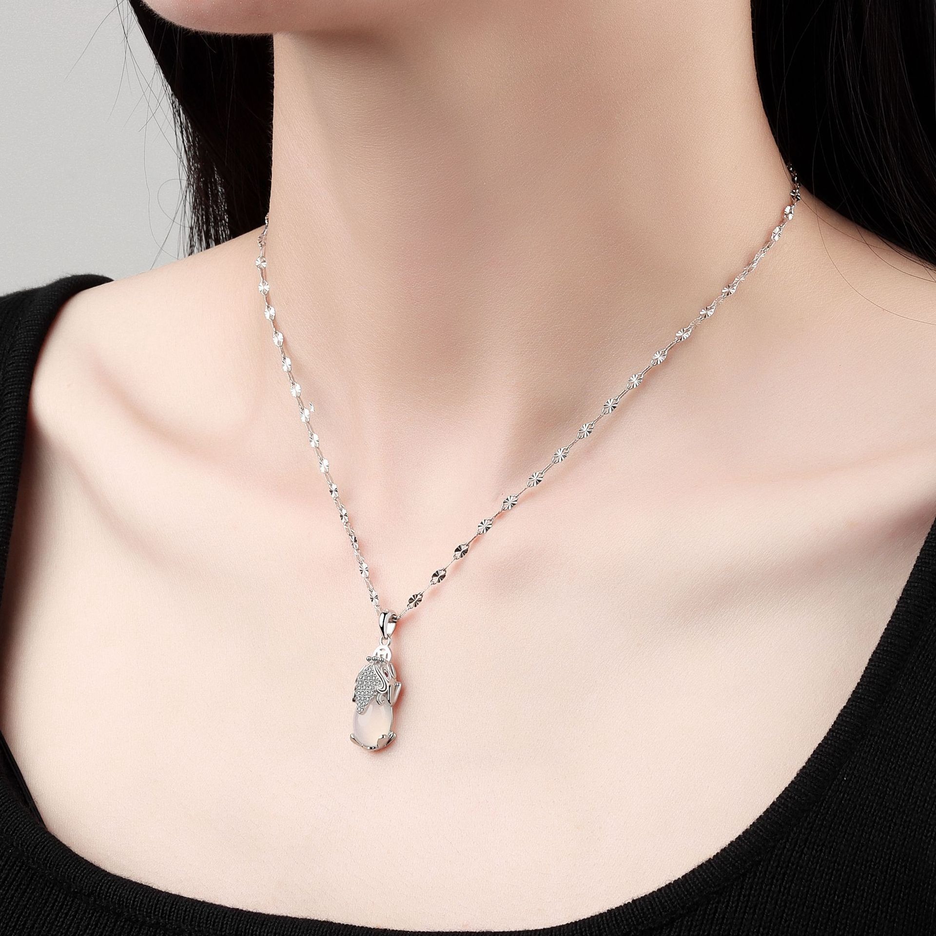 S925 sterling silver necklace white pixiu pendant clavicle chain - Image 4