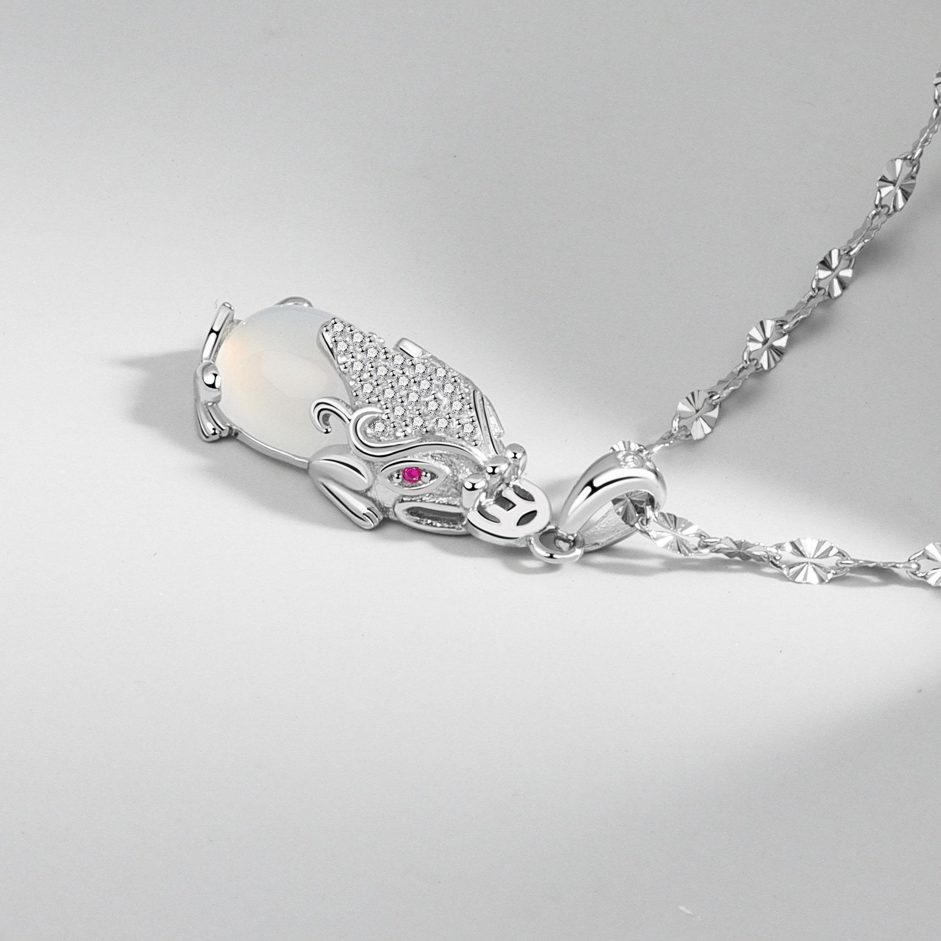 S925 sterling silver necklace white pixiu pendant clavicle chain - Image 3