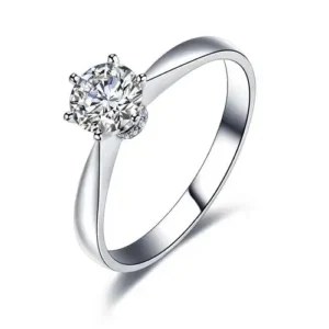 Women's Moissanite Ring