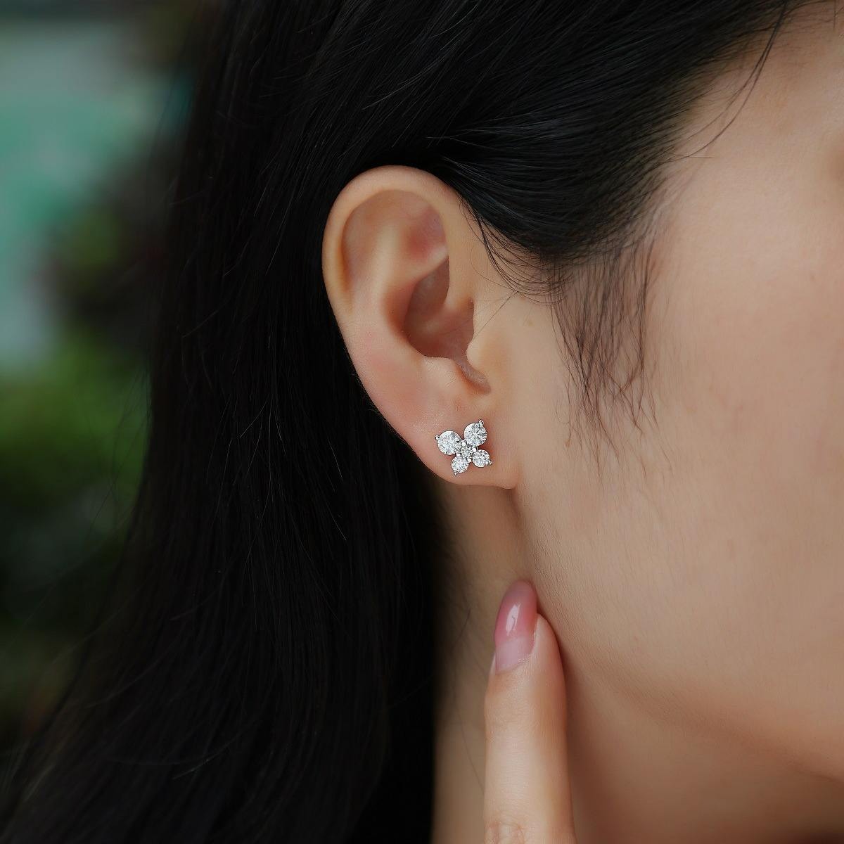 Moissanite S925 sterling silver earrings - Image 4