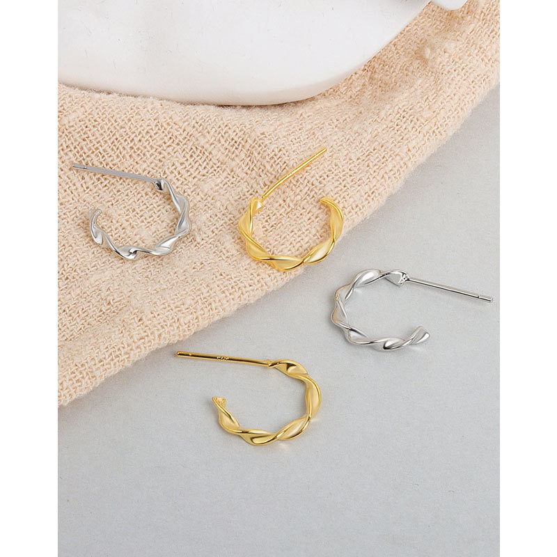 S925 sterling silver stud earrings twisted pattern earrings - Image 4