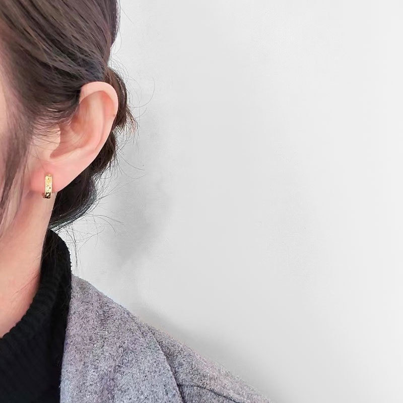 S925 sterling silver stud earrings U-shaped contrast pattern earrings - Image 5