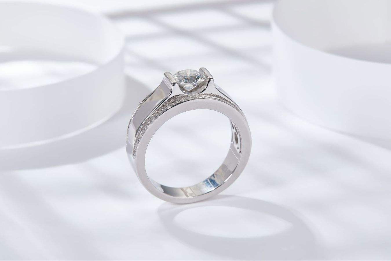 Charming Moissanite Men's Ring, 1/2 Carat, 925 Silver - Image 3