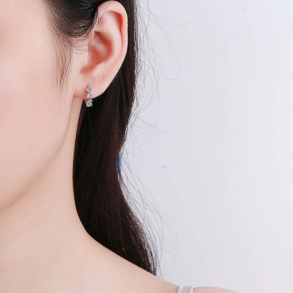 S925 sterling silver stud earrings geometric four-leaf clover earrings - Image 4