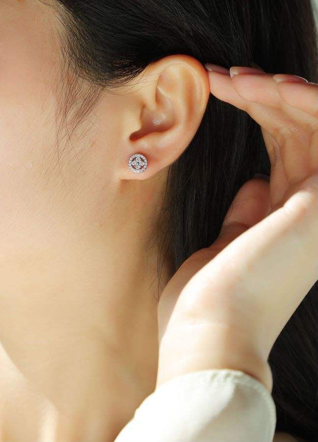 S925 sterling silver D Color 2mm Moissanite Earrings - Image 5