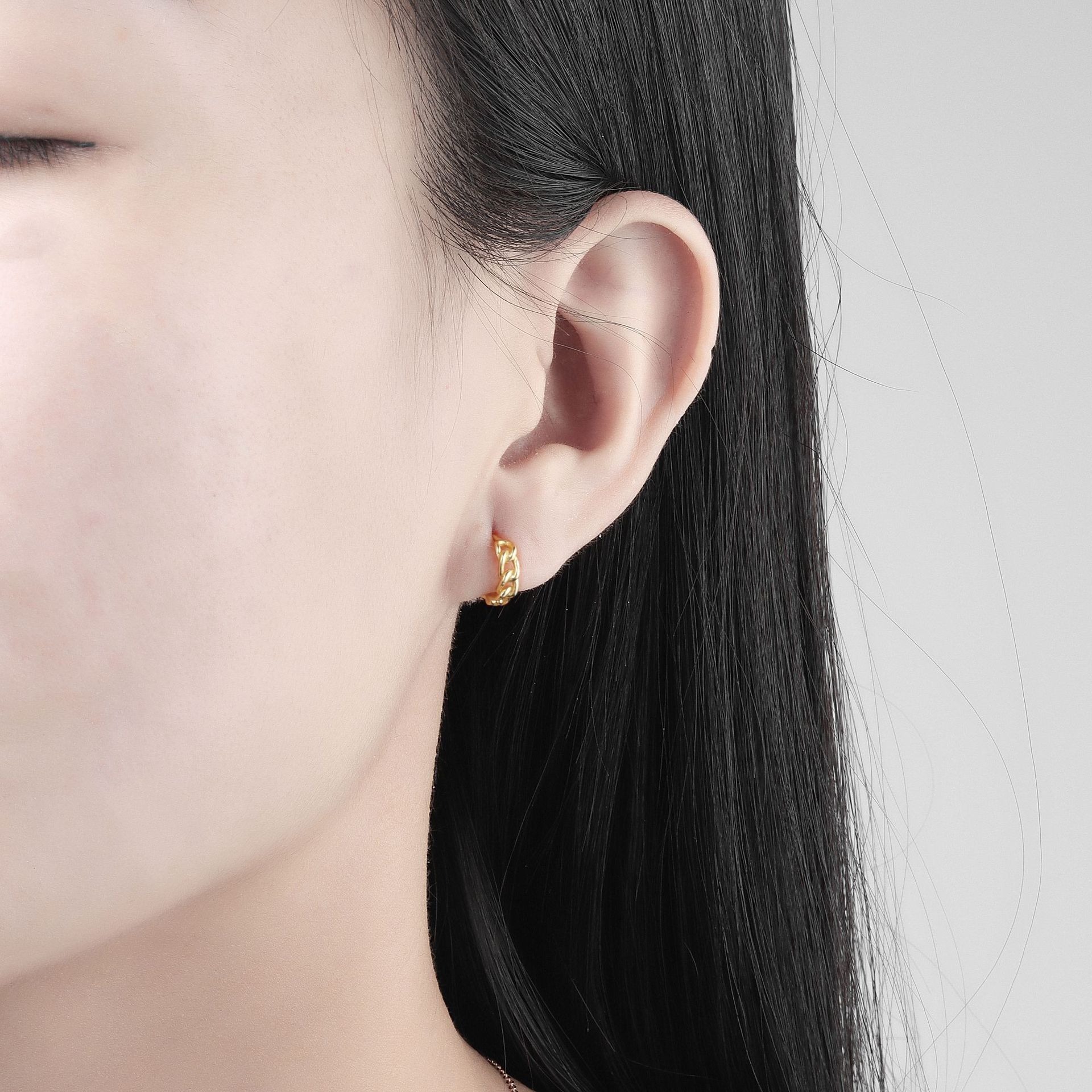 S925 sterling silver stud earrings twist circle earrings - Image 5