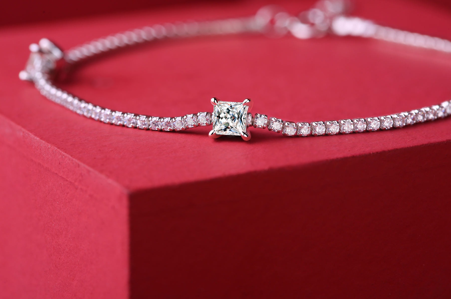 Fashionable S925 Sterling Silver Bracelet with Diamond Moissanite for Women Engagement Party Anniversary Jewelry - Image 4