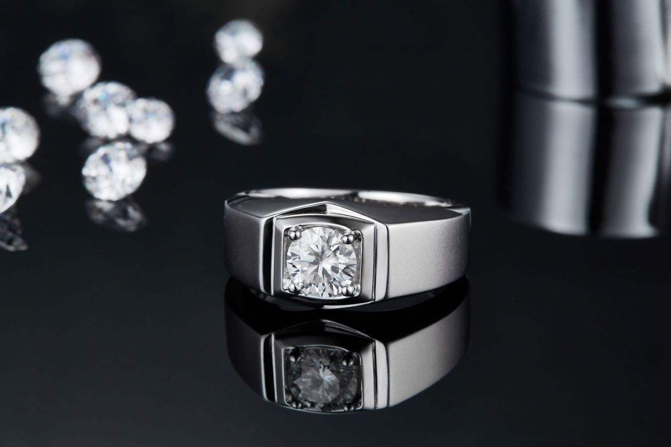 S925 Silver 1 Ct Moissanite Men's Ring Ideal for Formal Events - Image 4
