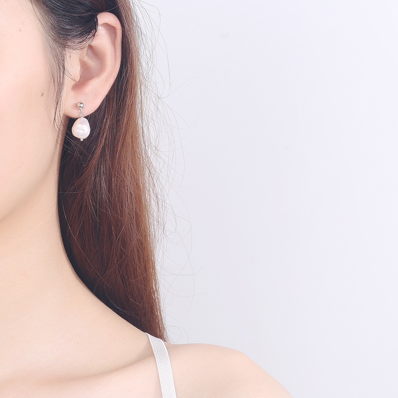S925 sterling silver stud earrings irregular pearl earrings - Image 4