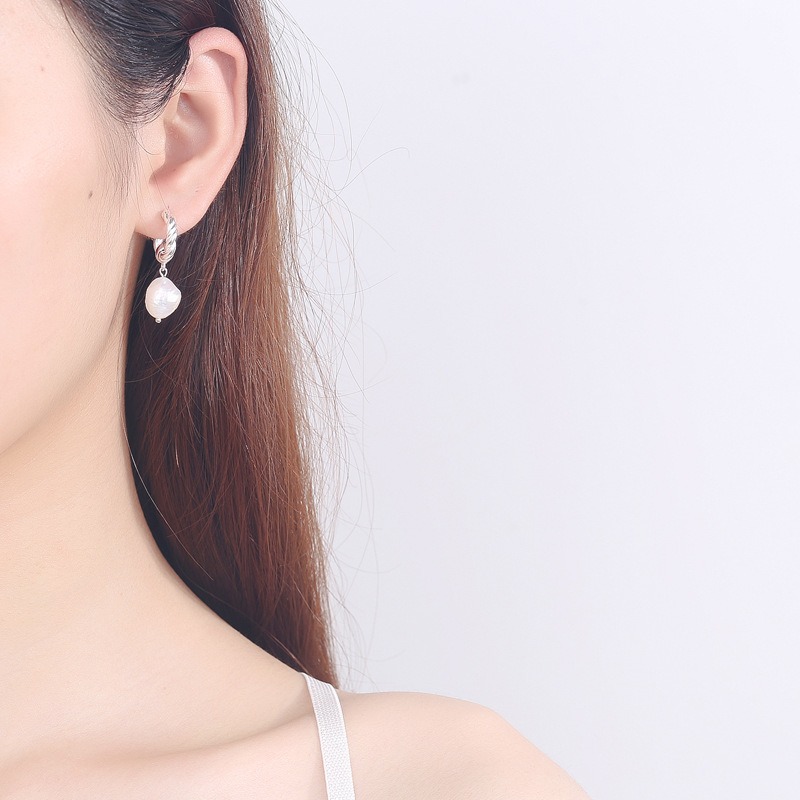 S925 sterling silver stud earrings and pearl earrings - Image 3