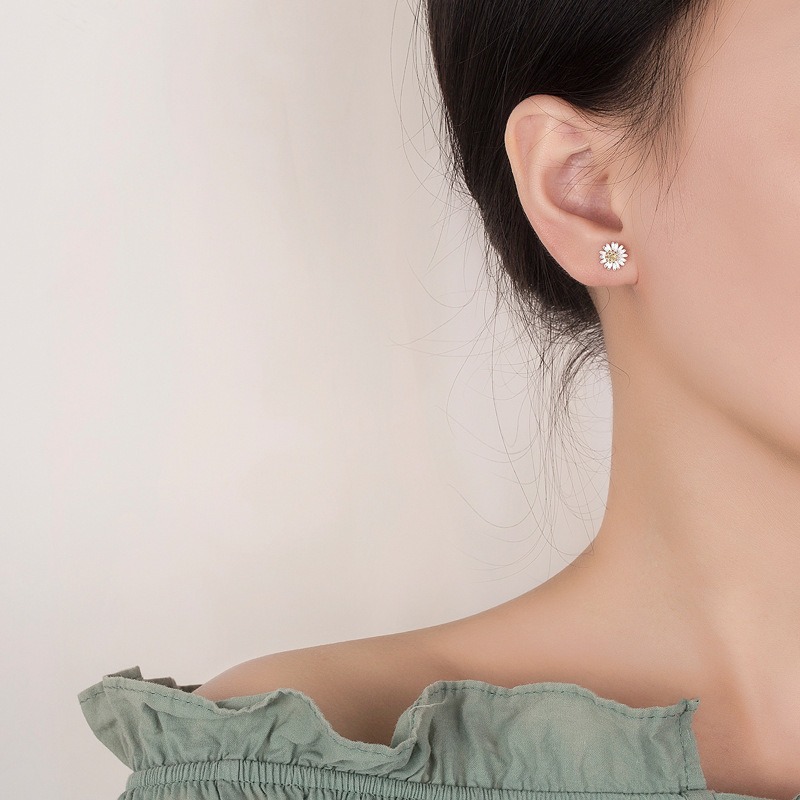 S925 sterling silver stud earrings daisy - Image 4