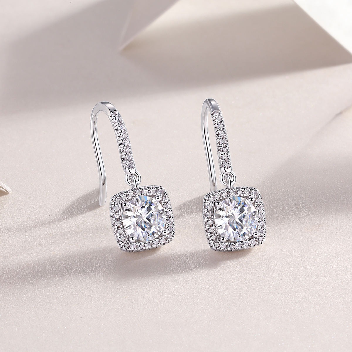 Moissanite S925 sterling silver earrings - Image 4