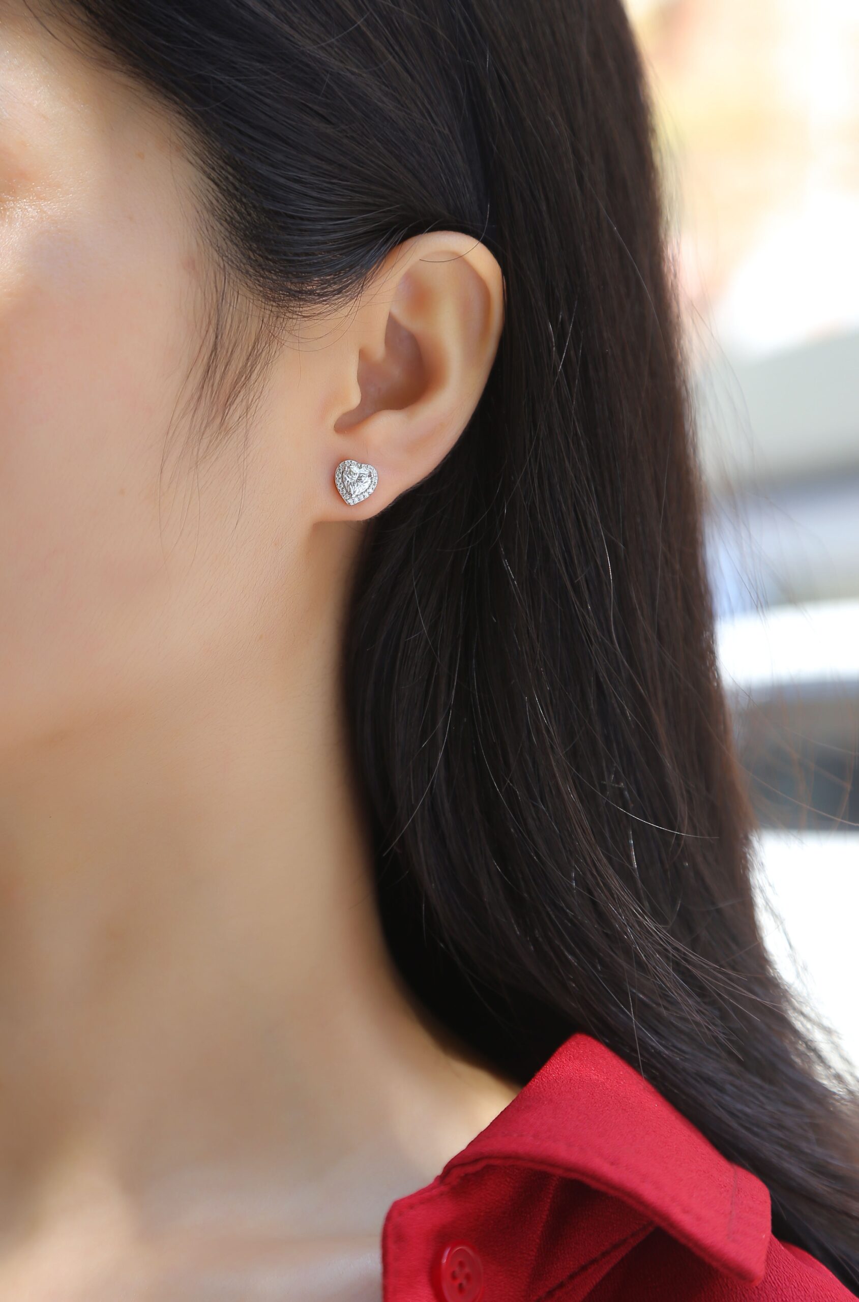 0.5CT Moissanite S925 Sterling Silver Heart Shaped Earrings - Image 5