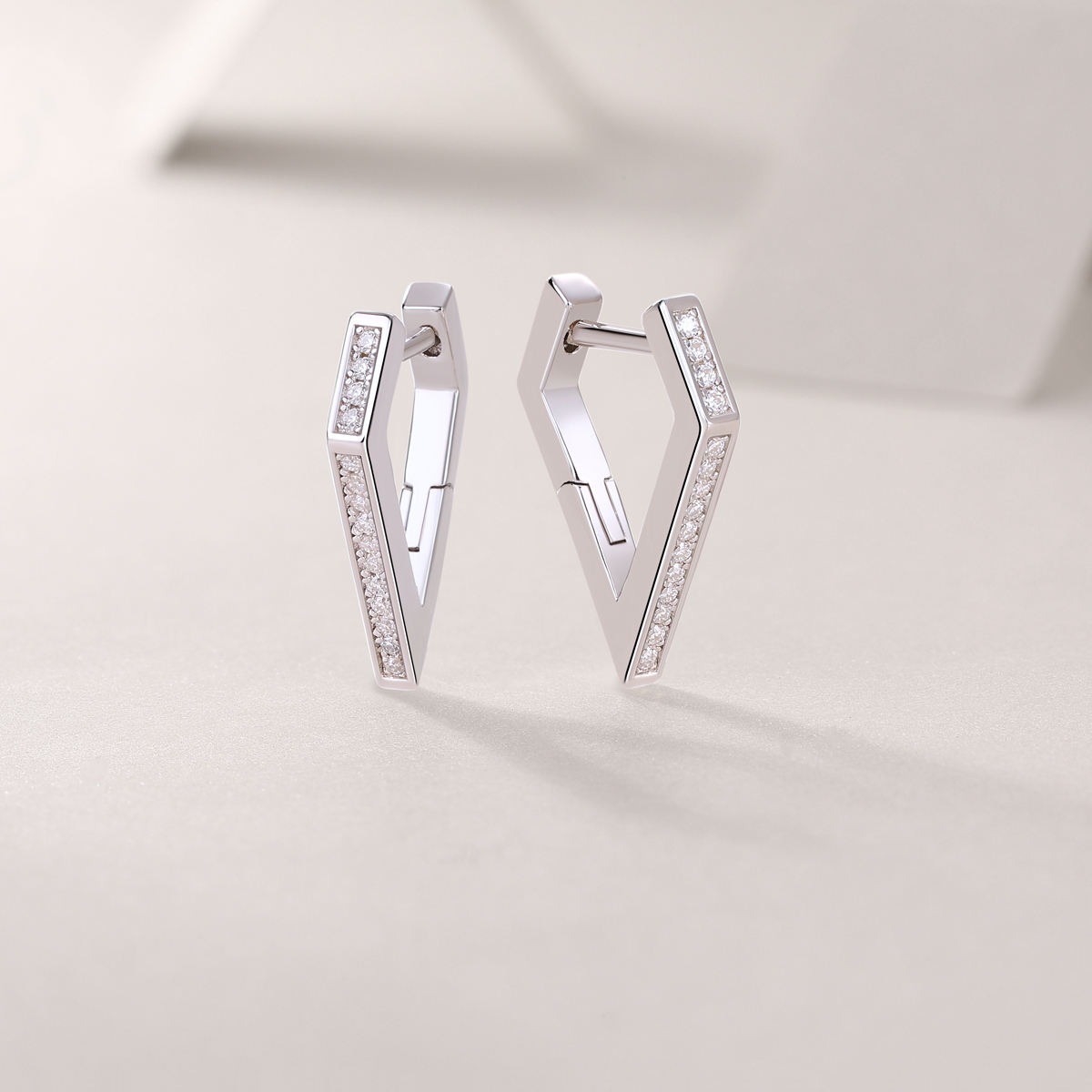 Moissanite S925 sterling silver earrings - Image 5