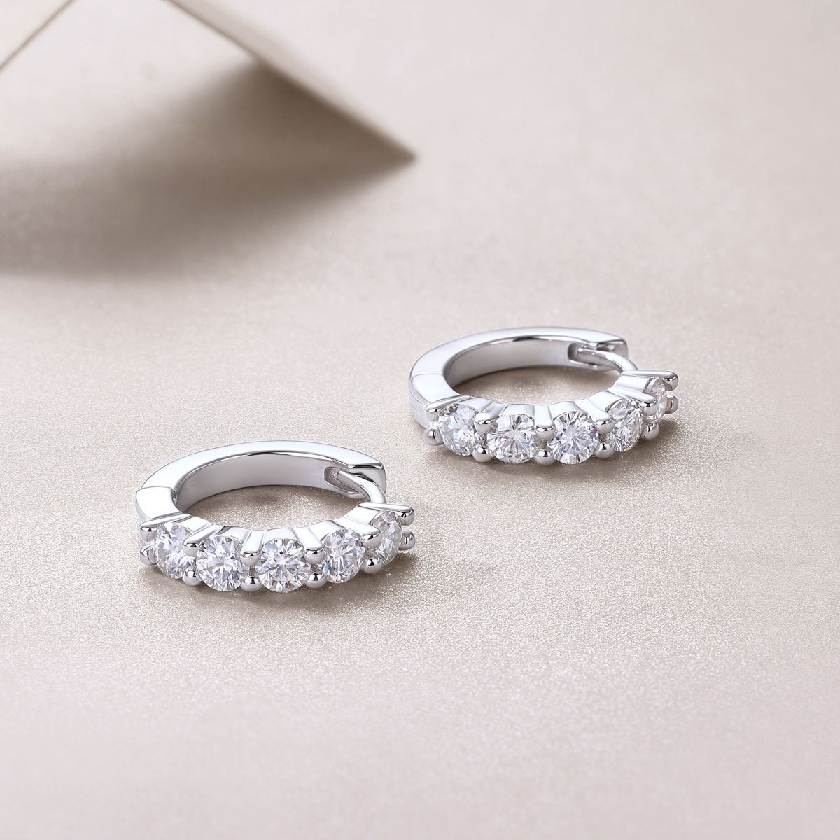 Moissanite S925 sterling silver earrings - Image 4