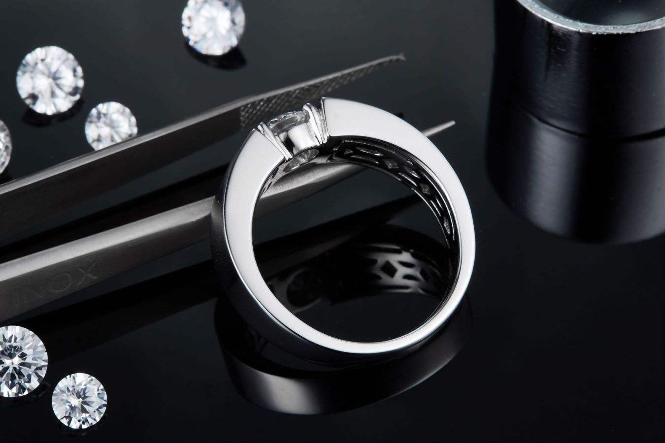 Vibrant D Color VVS1 Moissanite Ring 18K Gold Plated S925 Silver Men's Ring - Image 5