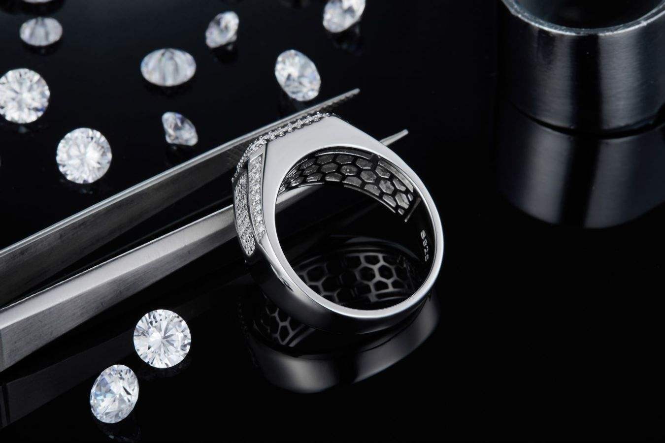 Men's 925 Silver Ring with White Moissanite Square Design - Image 6