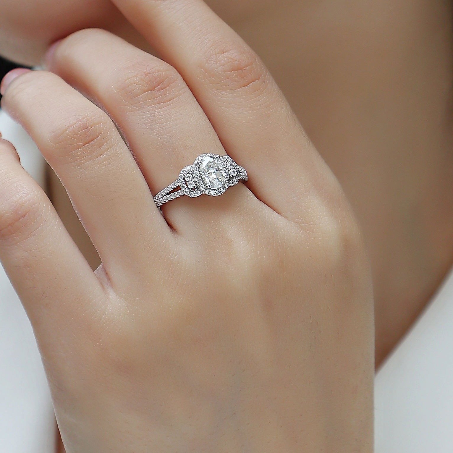 S925 sterling silver egg ring moissanite engagement wedding ring for women - Image 7