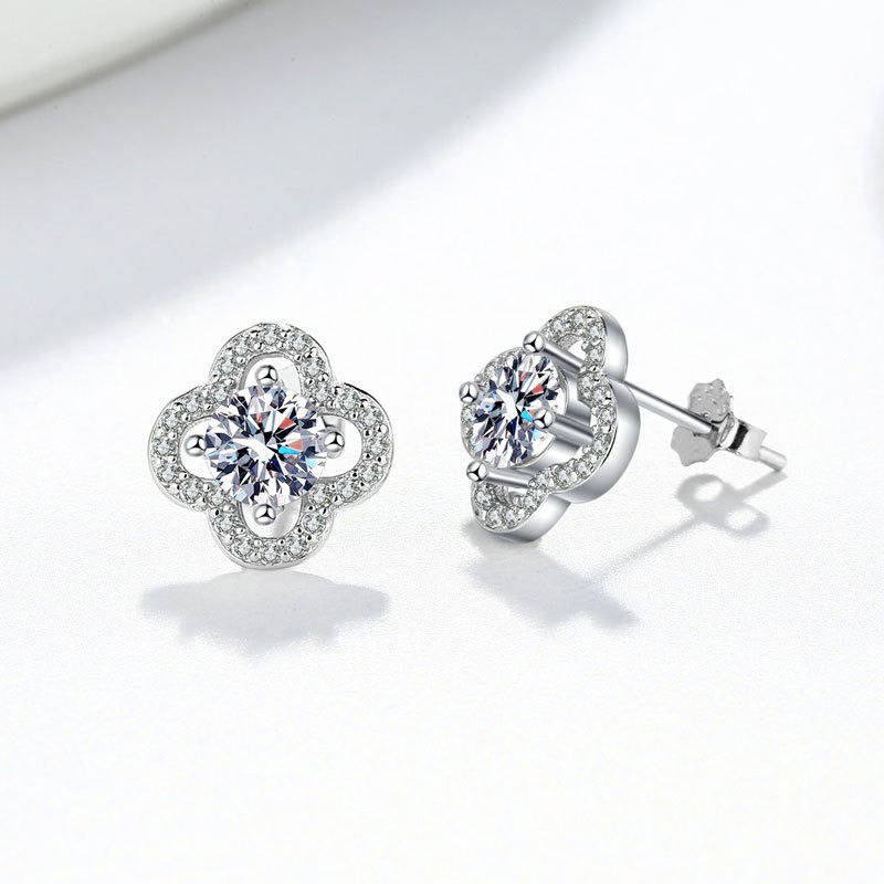 S925 sterling silver stud earrings GRA moissanite clover grass earrings - Image 3