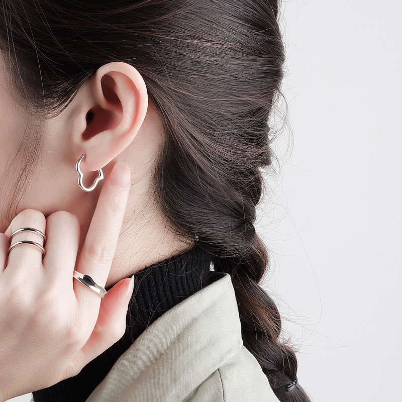 S925 sterling silver stud earrings heart-shaped buckles - Image 4