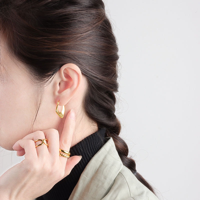 S925 sterling silver stud earrings irregular diamond shaped earrings - Image 3