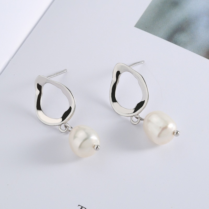 S925 sterling silver stud earrings and pearl earrings - Image 3