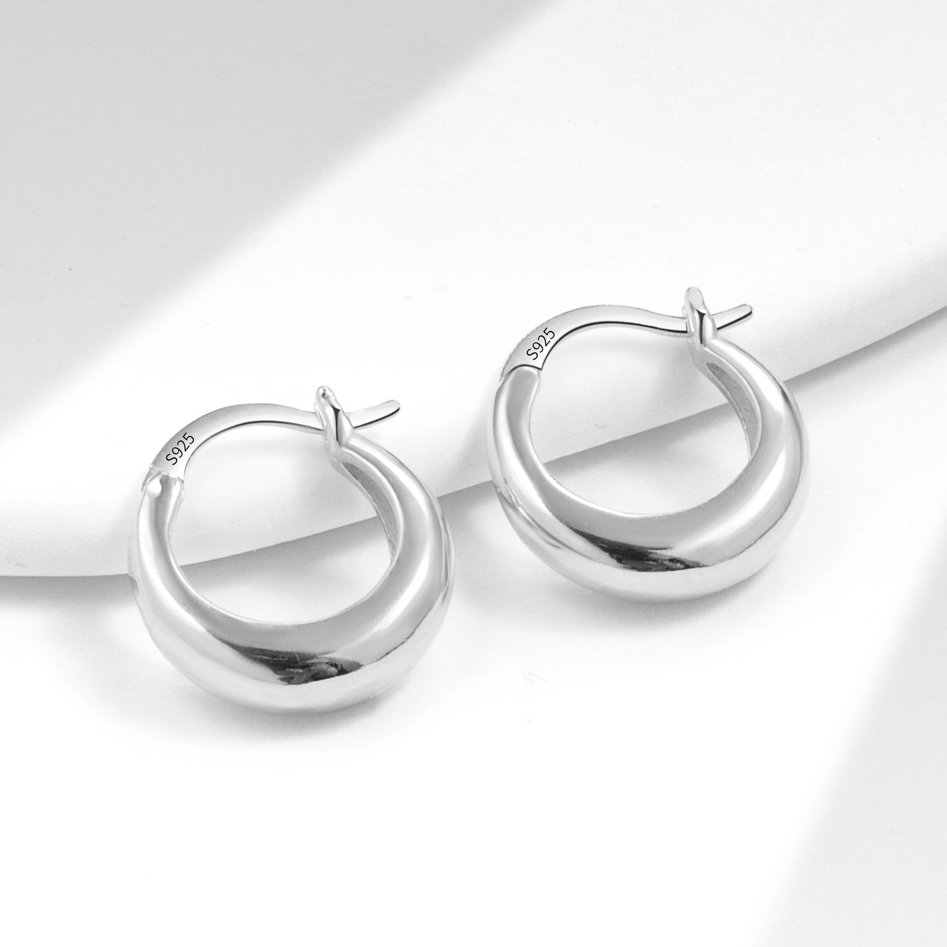 S925 sterling silver stud earrings U-shaped earrings - Image 3