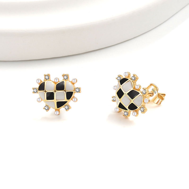 S925 sterling silver stud earrings black and white checkerboard heart-shaped earrings - Image 2