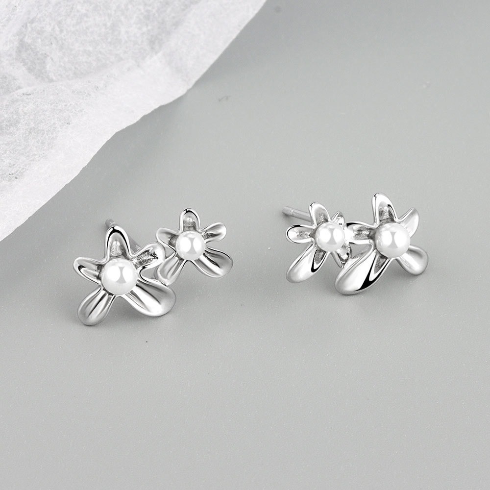 S925 sterling silver stud earrings with irregular florets - Image 3