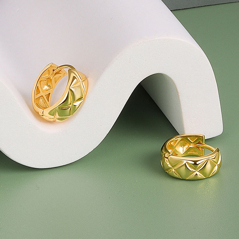 S925 sterling silver stud earrings glossy prismatic pattern earrings - Image 2