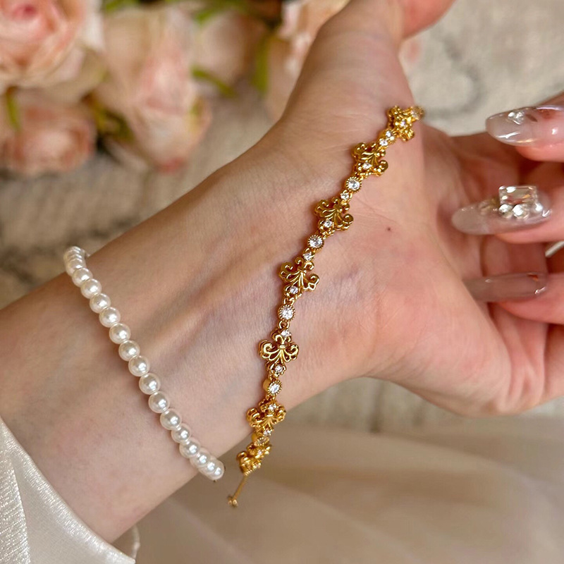 S925 Gold Plated Sterling Silver Antique Brushed Iris Moissanite Bracelet, Adjustable Size - Image 2