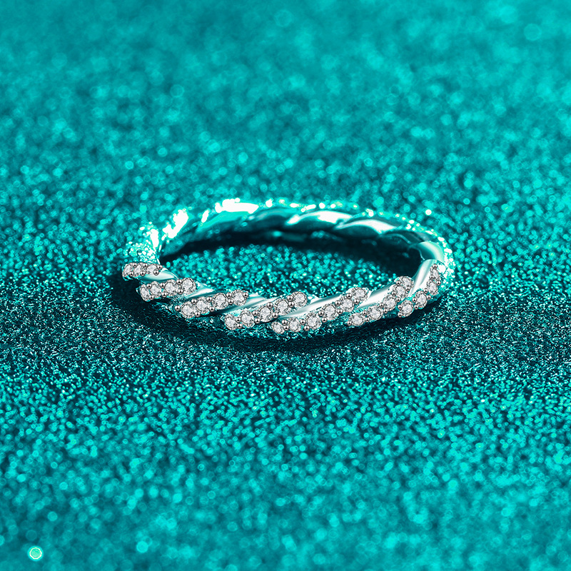 S925 Sterling Silver Moissanite Ring for Women, Exquisite Stackable Style, Diamond-set Small Braided Ring, Simple and Elegant